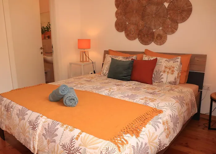 Anna, Privat Parkplatz, Zentrum